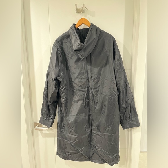 Warm Wind’s The Warmer jacket, size 46/XL, gently used. - Picture 2 of 3